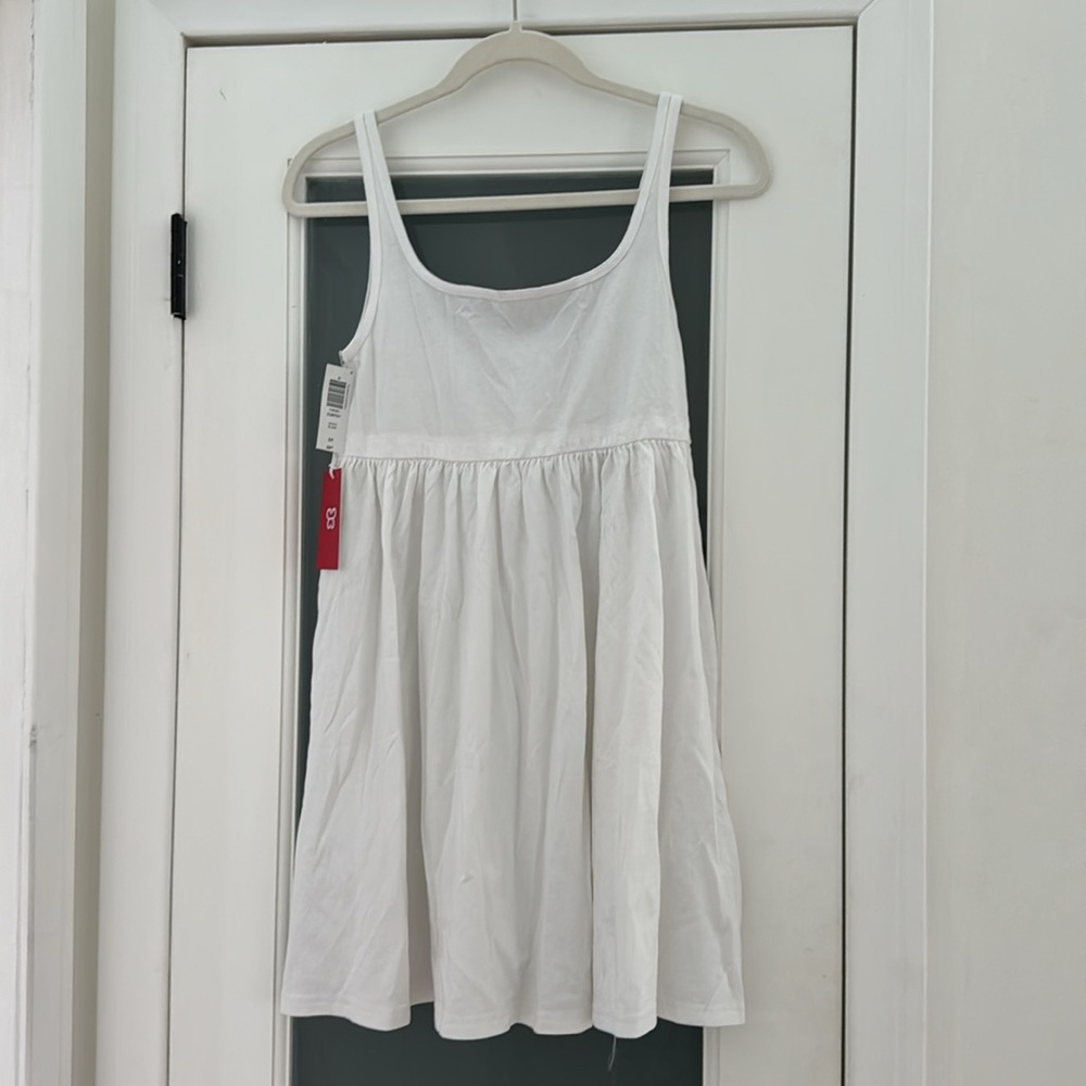 Aritzia Sunday Best Curtsy White Dress, Size Small, NWT 🤍